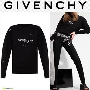 New💕Givenchy metal detail sweater 💕